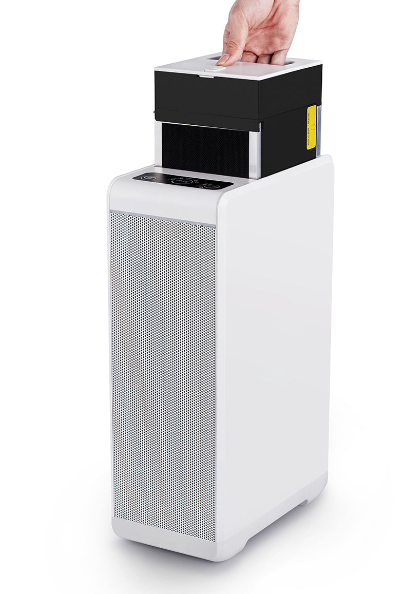 Top-extractable washable electrostatic precipitator filter cell of KY-APS-200 being lifted out of the air purifier chassis by hand, demonstrating convenient tool-free maintenance and zero consumable filter replacement design.